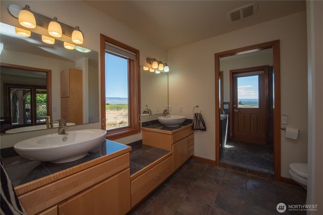4405 Cove Road, Ellensburg, WA 98926