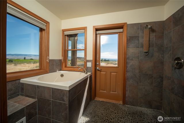 4405 Cove Road, Ellensburg, WA 98926