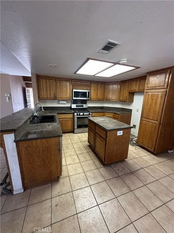 26985 Emerett, Perris, CA 92571