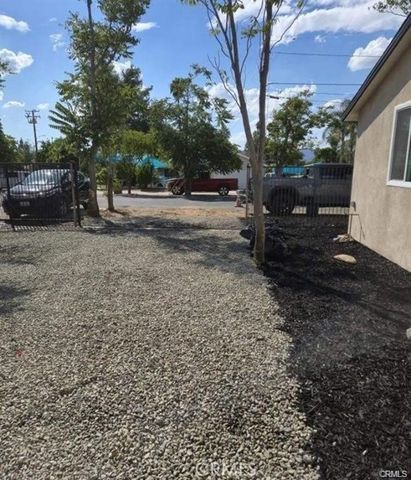 434 HIGHLAND, Riverside, CA 92507