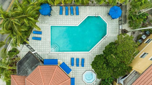 741 N Pine Island Road 108, Plantation, FL 33324