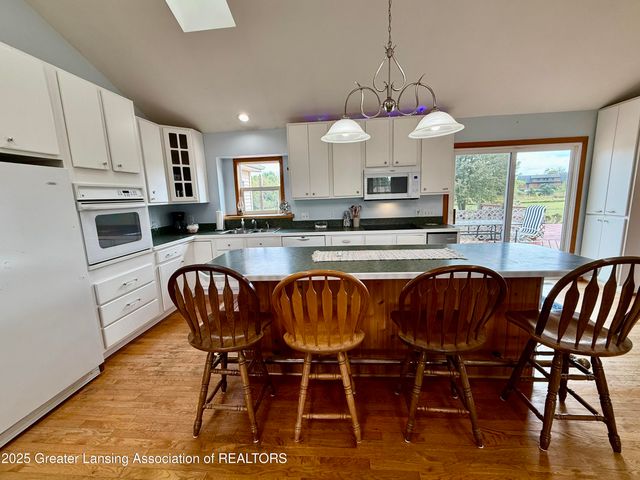 8839 Timber Lane, Charlotte, MI 48813