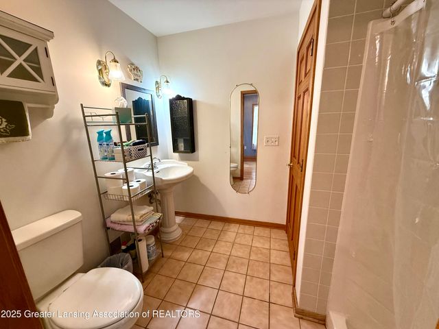 8839 Timber Lane, Charlotte, MI 48813