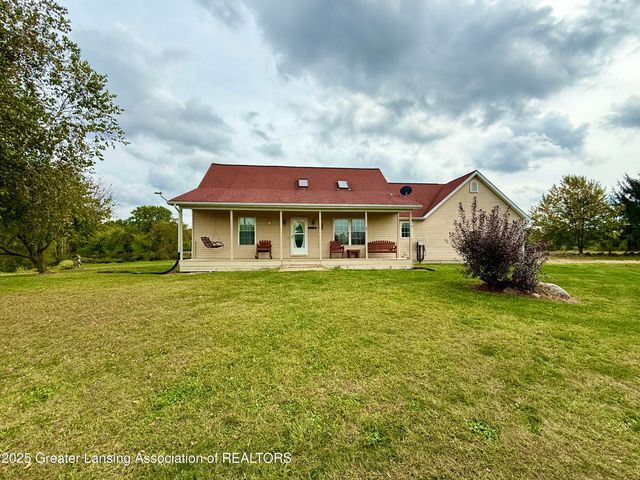 8839 Timber Lane, Charlotte, MI 48813