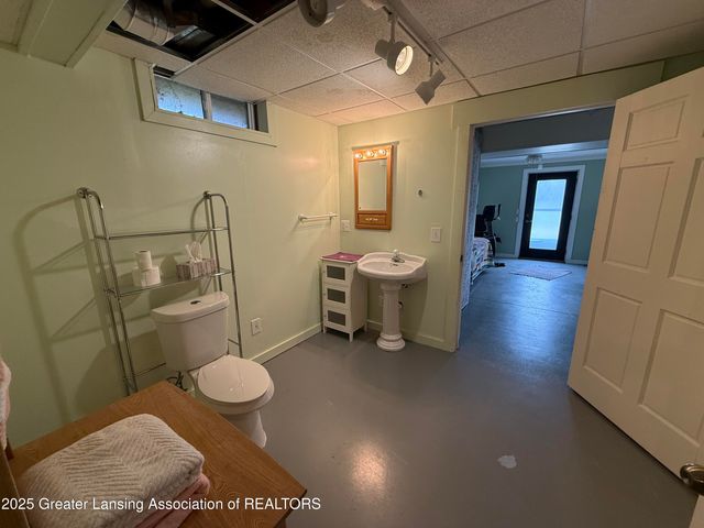 8839 Timber Lane, Charlotte, MI 48813