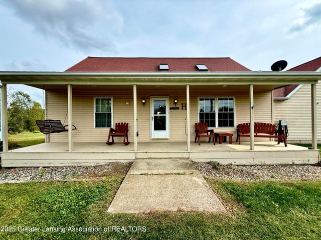 8839 Timber Lane, Charlotte, MI 48813