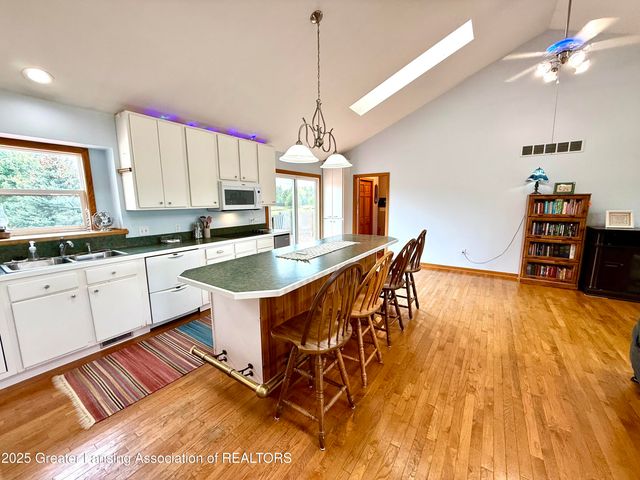 8839 Timber Lane, Charlotte, MI 48813