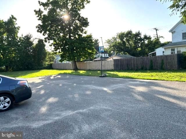 8 S RACE ST, Millville, NJ 08332