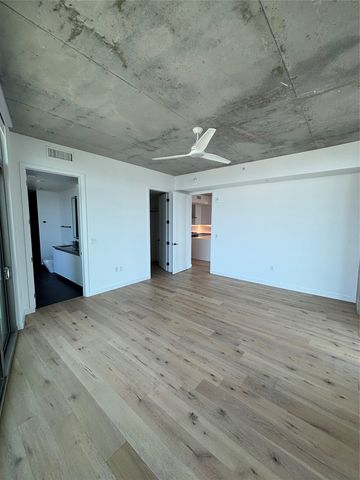 1801 N Pearl Street 1202, Dallas, TX 75201