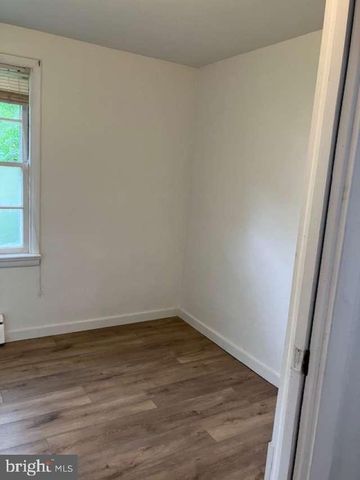 439 E CHESTNUT ST, Souderton, PA 18964