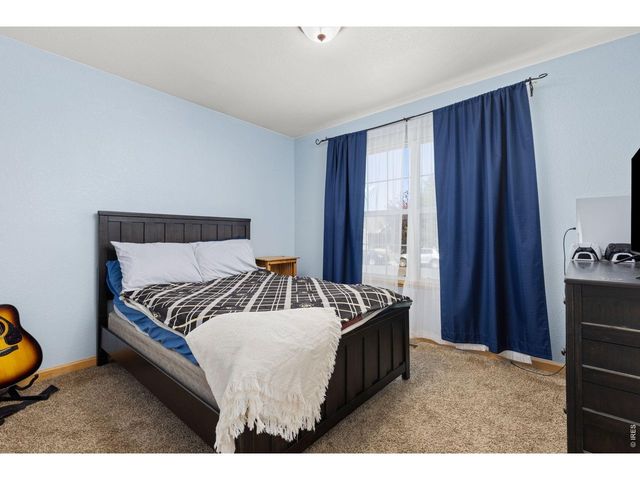 328 Gypsum Ln, Johnstown, CO 80534
