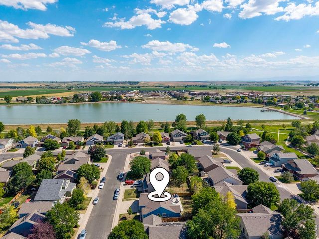 328 Gypsum Ln, Johnstown, CO 80534