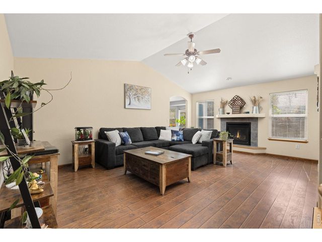 328 Gypsum Ln, Johnstown, CO 80534