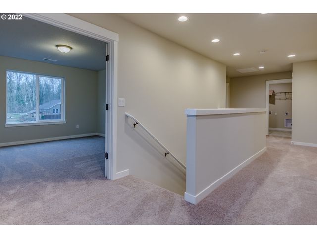 1530 S 32nd Ave, Cornelius, OR 97113
