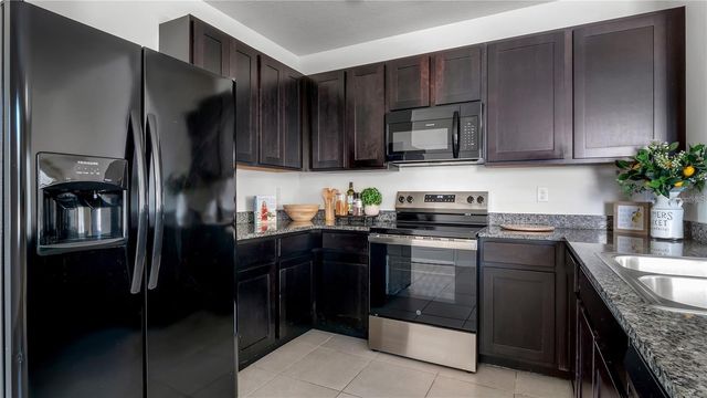 3503 DIAMOND LEAF COURT, Valrico, FL 33594