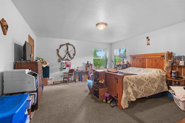 1637 GABERTFIELD COURT, Suamico, WI 54173
