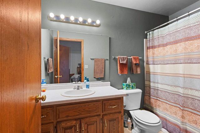 1637 GABERTFIELD COURT, Suamico, WI 54173