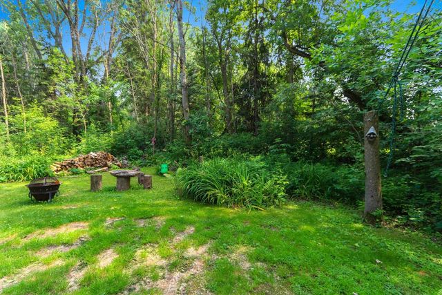 1637 GABERTFIELD COURT, Suamico, WI 54173