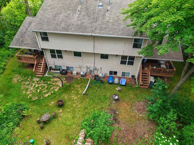 1637 GABERTFIELD COURT, Suamico, WI 54173