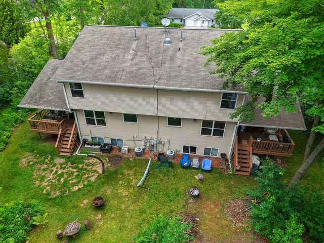 1637 GABERTFIELD COURT, Suamico, WI 54173