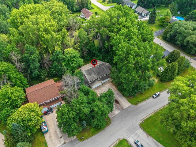 1637 GABERTFIELD COURT, Suamico, WI 54173