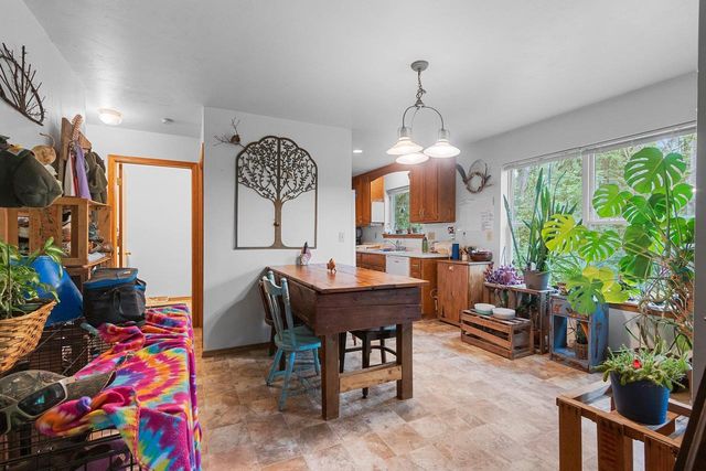 1637 GABERTFIELD COURT, Suamico, WI 54173