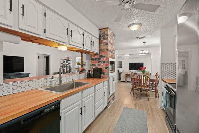1406 New Orleans Street, Deer Park, TX 77536