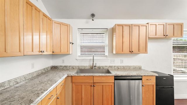 1304 San Fidel Lane, Edmond, OK 73003