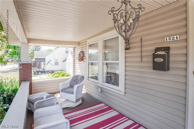 1521 Gibbs Avenue NE, Canton, OH 44705