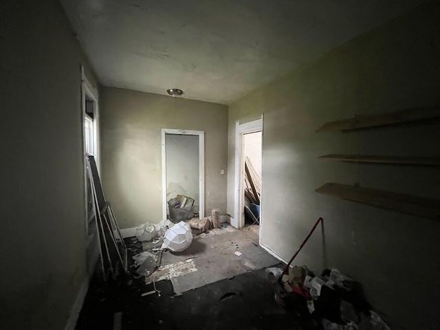 2908 N 6th STREET, Milwaukee, WI 53212