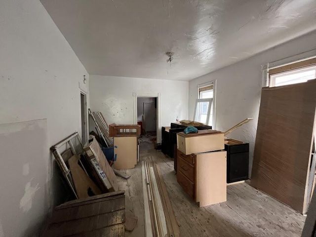 2908 N 6th STREET, Milwaukee, WI 53212