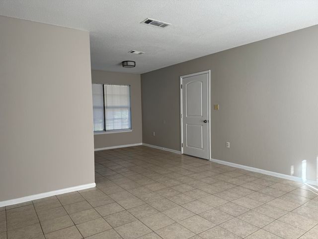 298 Cross Drive, Crestview, FL 32536