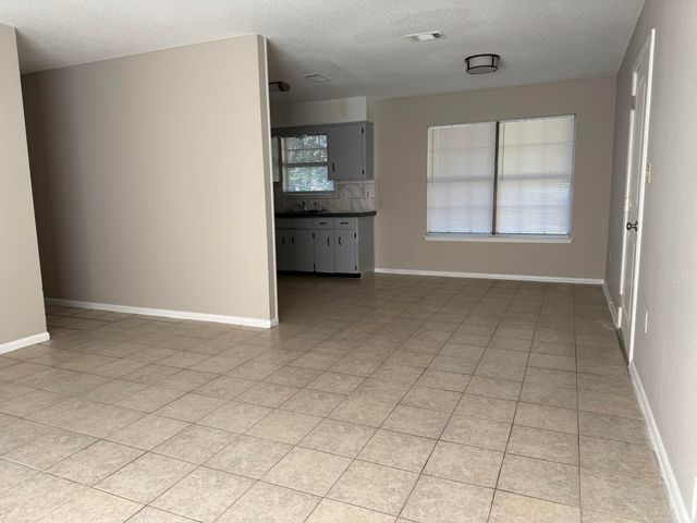 298 Cross Drive, Crestview, FL 32536