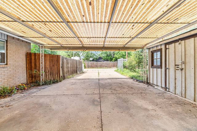 3705 Flamingo Lane, Irving, TX 75062