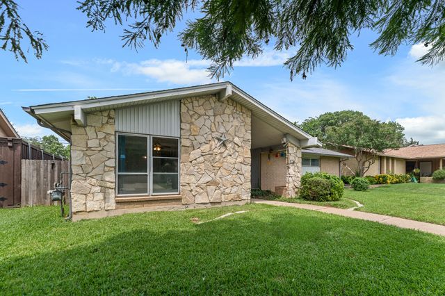 3705 Flamingo Lane, Irving, TX 75062