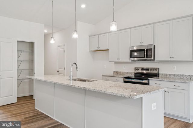 159 ALMA RD, Louisa, VA 23093