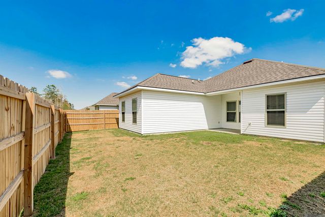 28307 Moreau Dr, Denham Springs, LA 70726