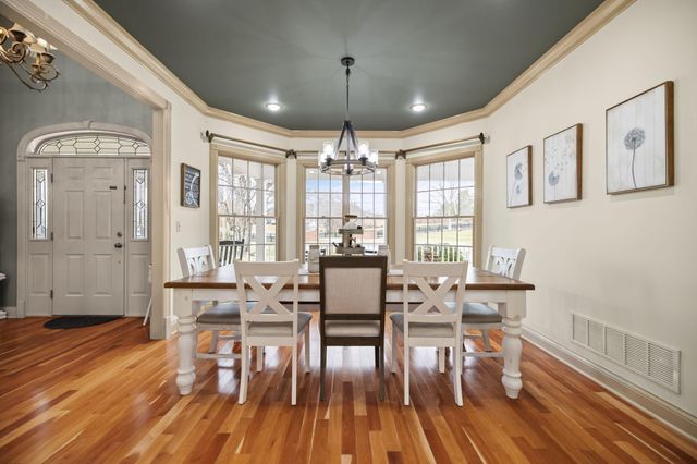 327 Boggs Road, London, KY 40744