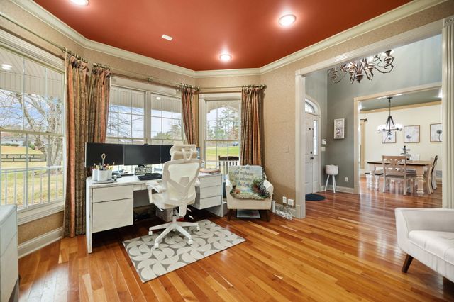 327 Boggs Road, London, KY 40744