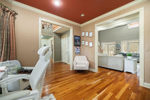 327 Boggs Road, London, KY 40744