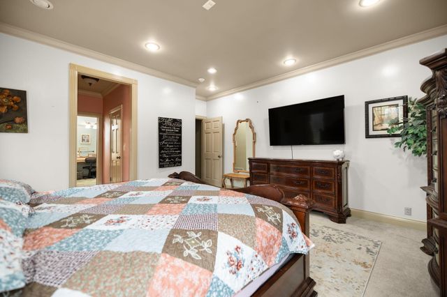 327 Boggs Road, London, KY 40744