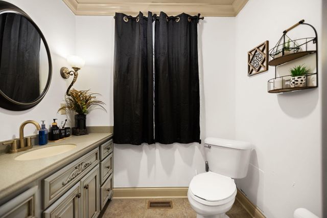 327 Boggs Road, London, KY 40744