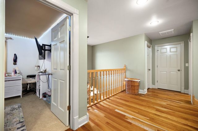 327 Boggs Road, London, KY 40744