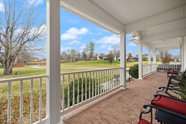 327 Boggs Road, London, KY 40744