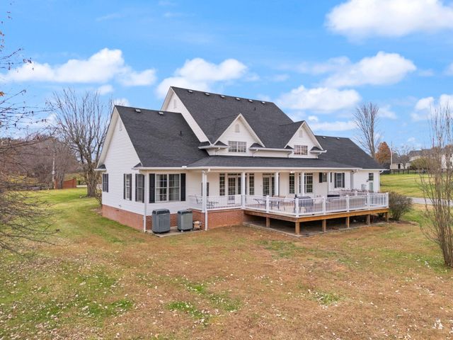 327 Boggs Road, London, KY 40744