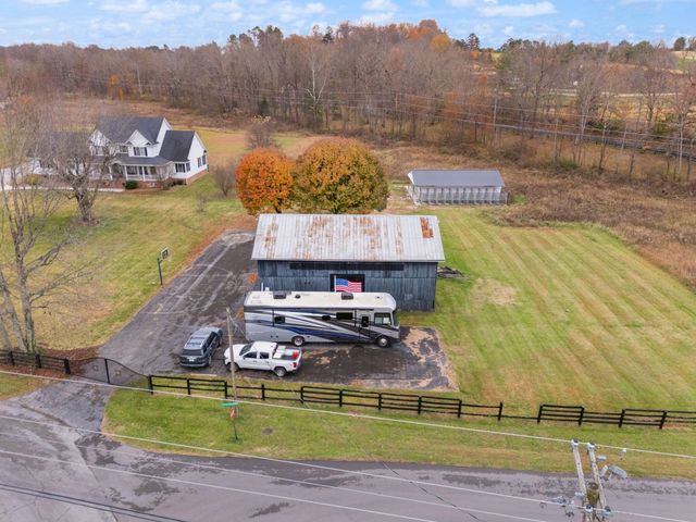 327 Boggs Road, London, KY 40744