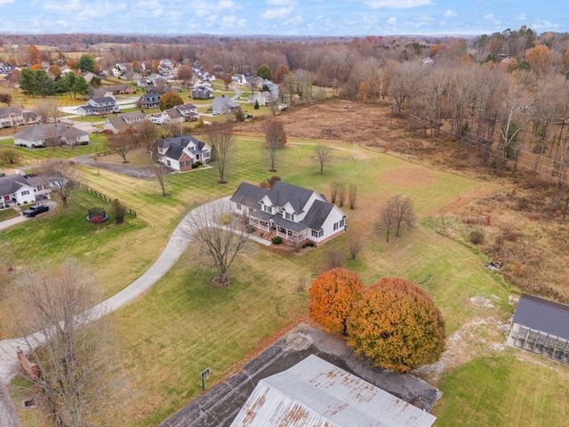 327 Boggs Road, London, KY 40744