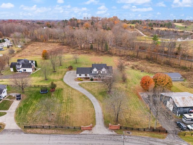 327 Boggs Road, London, KY 40744