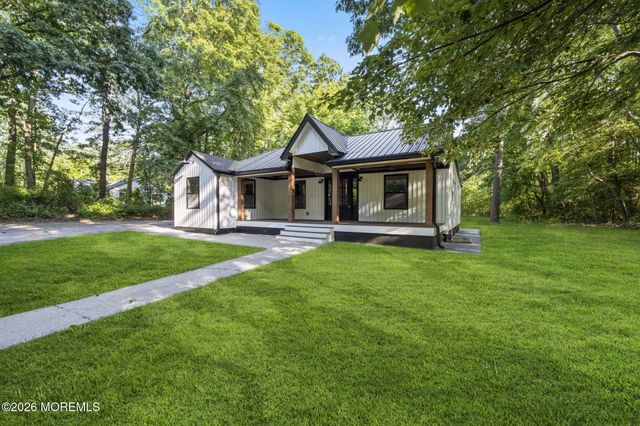 139 Belmar Boulevard, Farmingdale, NJ 07727