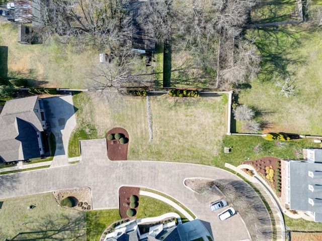 705 Halcyon Way, Columbia, TN 38401